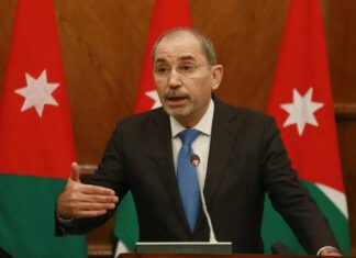Jordanian FM Raises Concerns over Drug Smuggling and Urges Support for Syrian Refugees