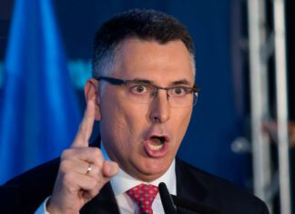 Israel Weighs Reengagement With Damascus Amid Shift in Regional Dynamics