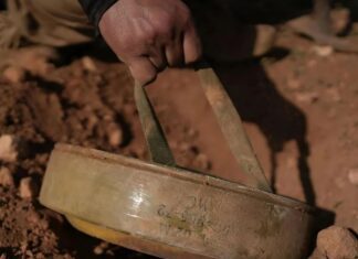 Floods Raise Landmine Threat Across Eastern Syria
