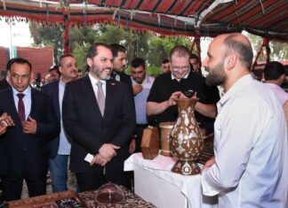 Damascus Exhibition Celebrates Craft and Rose Traditions